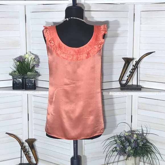 J.Crew Silk Blouse Shiny Peach Sleeveless Ruffled Size 6 - Picture 2 of 6